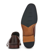 Leather Wingtip Shoes (Brown) 